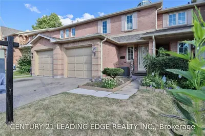 35 Ceremonial Drive 8, Mississauga, ON L5R 3G6