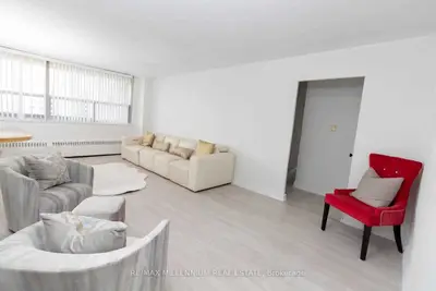 1455 Lawrence Avenue 1006, Toronto W04, ON M6L 1B1