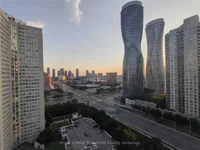 3700 Kaneff Crescent # 2007, Mississauga, ON L5A 4B8
