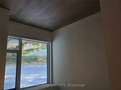 1926 Lakeshore Boulevard 1903, Toronto W01, ON M6S 1A1