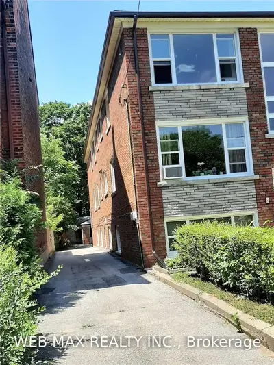 64-66 Laws Street, Toronto W02, ON M6P 2Y7