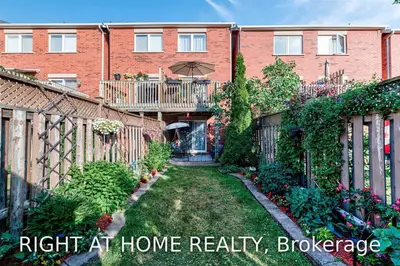 1751 LAMPMAN Avenue 50, Burlington, ON L7L 6W3