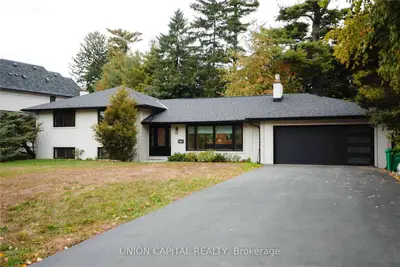 567 Shenandoah Drive, Mississauga, On L5h 1v8