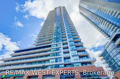 2212 Lake Shore Boulevard W 2210, Toronto W06, ON M8V 0C2