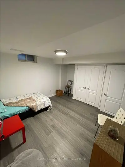 5842 Tenth Line, Mississauga, ON L5M 6S5