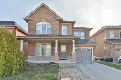 2150 Meadowglen Drive, Oakville, ON L6M 4C8