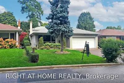 8 Sherin Court, Toronto W09, ON M9P 2G8