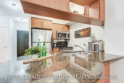 388 Prince Of Wales Drive 203, Mississauga, ON L5B 0A1