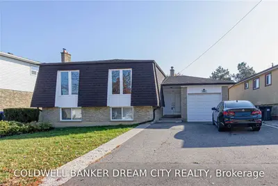 3882 Brandon Gate Drive, Mississauga, ON L4T 3N6