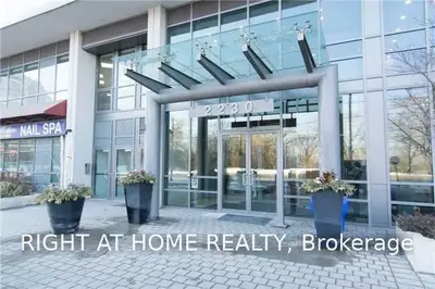 2230 Lake Shore Boulevard W 3204, Toronto W06, ON M8V 1A5