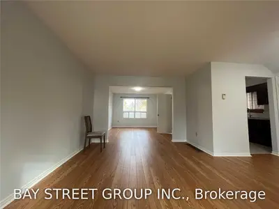 1389 Matthew Street, Oakville, ON L6H 4R2