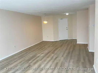 4185 Shipp Drive Ph18, Mississauga, ON L4Z 2Y8