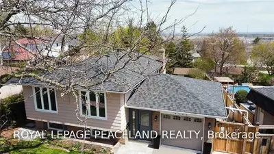 1305 Hart Crescent, Oakville, ON L6H 2M6