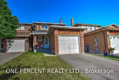 1238 Warner Way, Mississauga, ON L4W 3H7