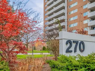 270 Scarlett Road 1703, Toronto W03, ON M6N 4X7