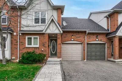 5940 Glen Erin Drive 14A, Mississauga, ON L5M 5W9