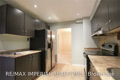 4154 Perivale Road, Mississauga, ON L5C 3V6