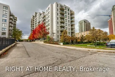 816 Lansdowne Avenue 1012, Toronto W02, ON M6H 4K6