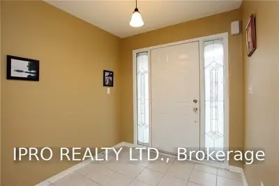 2264 FAIRMOUNT Drive, Oakville, ON L6M 5J6