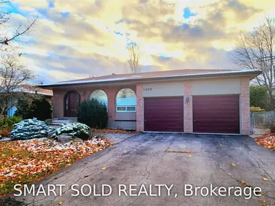 1400 Grosvenor Street, Oakville, ON L6H 2T9