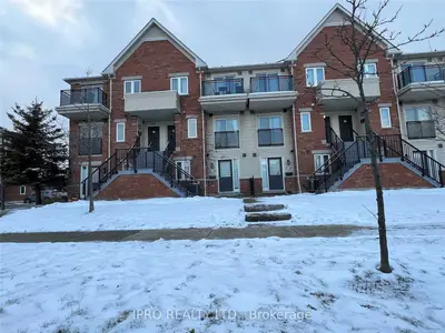 4620 Guildwood Way 35, Mississauga, On L5r 4h4