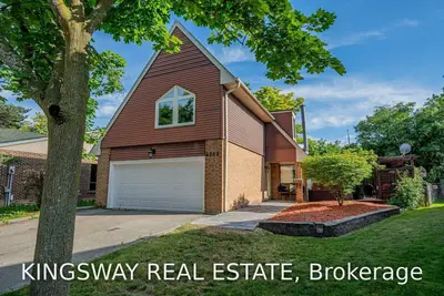4268 Flitter Court, Mississauga, ON L5L 2H8