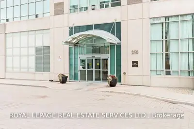 250 Manitoba Street 738, Toronto W06, ON M8Y 468