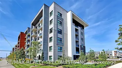 128 Grovewood Common 401, Oakville, ON L6H 0X3