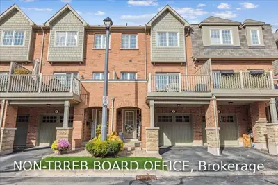 233 DUSKYWING Way 5, Oakville, ON L6L 0C5