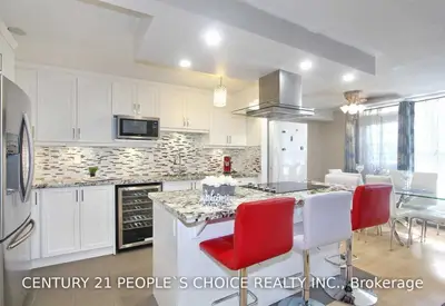 3120 Kirwin Avenue 309, Mississauga, ON L5A 3R2