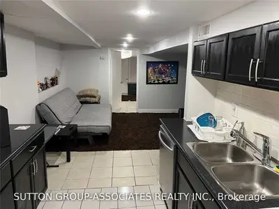 99 Connolly Street Lower, Toronto W03, ON M6N 1E7