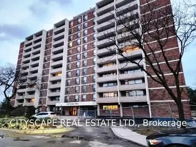 3120 Kirwin Avenue Ph-8, Mississauga, ON L5A 3R2