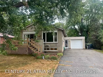 1229 Whittington Road, Mississauga, ON L5J 3J8