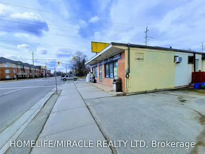 45 Main Street N Ontario, Halton Hills, ON L7G 3H2