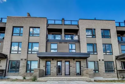 30 Woodstream Drive E 7, Toronto W10, ON M9W 0G1