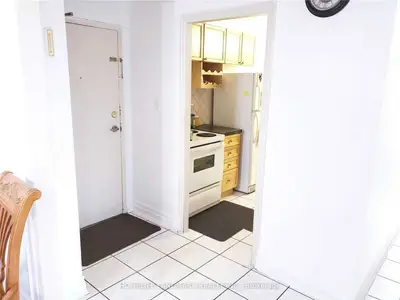 390 Dixon Road 309, Toronto W09, ON M9R 1T4