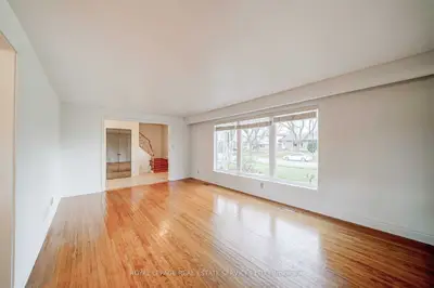 1336 Saginaw Crescent S, Mississauga, ON L5H 1X5