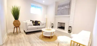 4137 Perivale Road, Mississauga, ON L5C 3M7