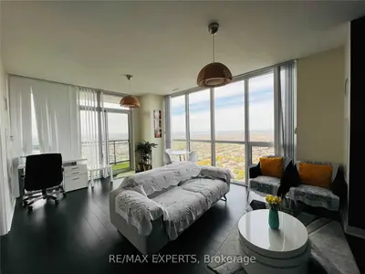 3975 Grand Park Drive 3807, Mississauga, ON L5B 4M6
