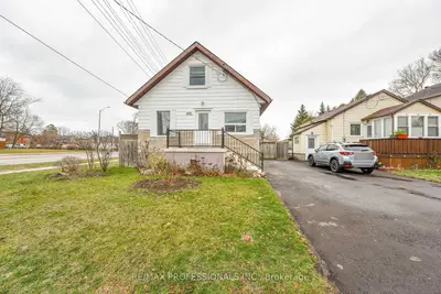 650 Third Street, Mississauga, ON L5G 1R9