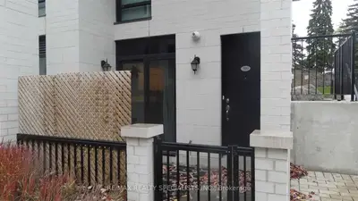 132 Widdicombe Hill Boulevard 309, Toronto W09, ON M9R 4A6