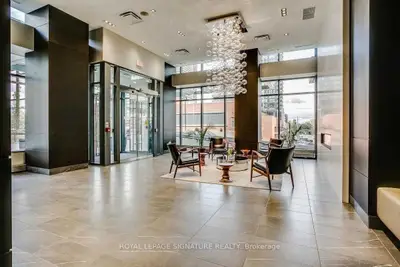 10 Parklawn Road 909, Toronto W06, ON M8Y 3K4