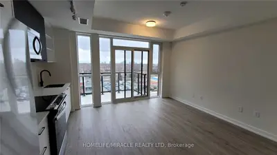 2300 St. Clair Avenue W 726, Toronto W02, ON M6N 1K8