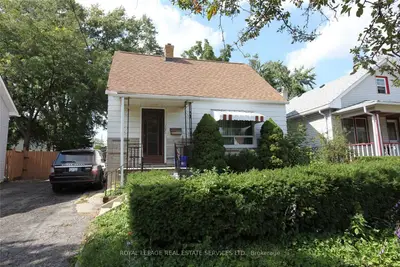 121 Stewart Street, Oakville, On L6k 1x8