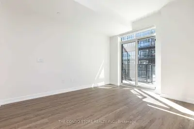 2300 St. Clair Avenue W 318, Toronto W02, ON M6N 0B3