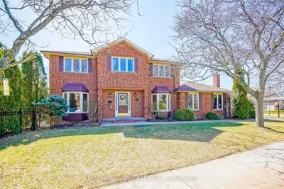 1333 Creekside Drive, Oakville, ON L6H 4Y3