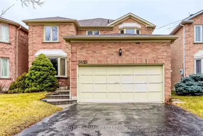 5655 Goldenbrook Drive, Mississauga, ON L5M 3W2