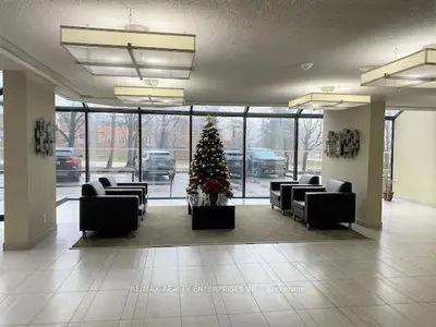 200 Robert Speck Parkway 304, Mississauga, ON L4Z 1S3