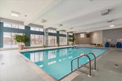 50 Kingsbridge Garden Circle 302, Mississauga, ON L5R 1Y2
