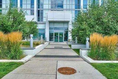 55 Speers Road 413, Oakville, ON L6K 0H9